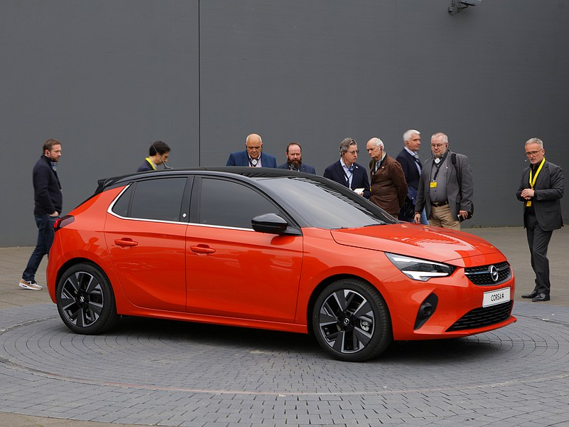 Opel ohlašuje vstup do éry elektromobility